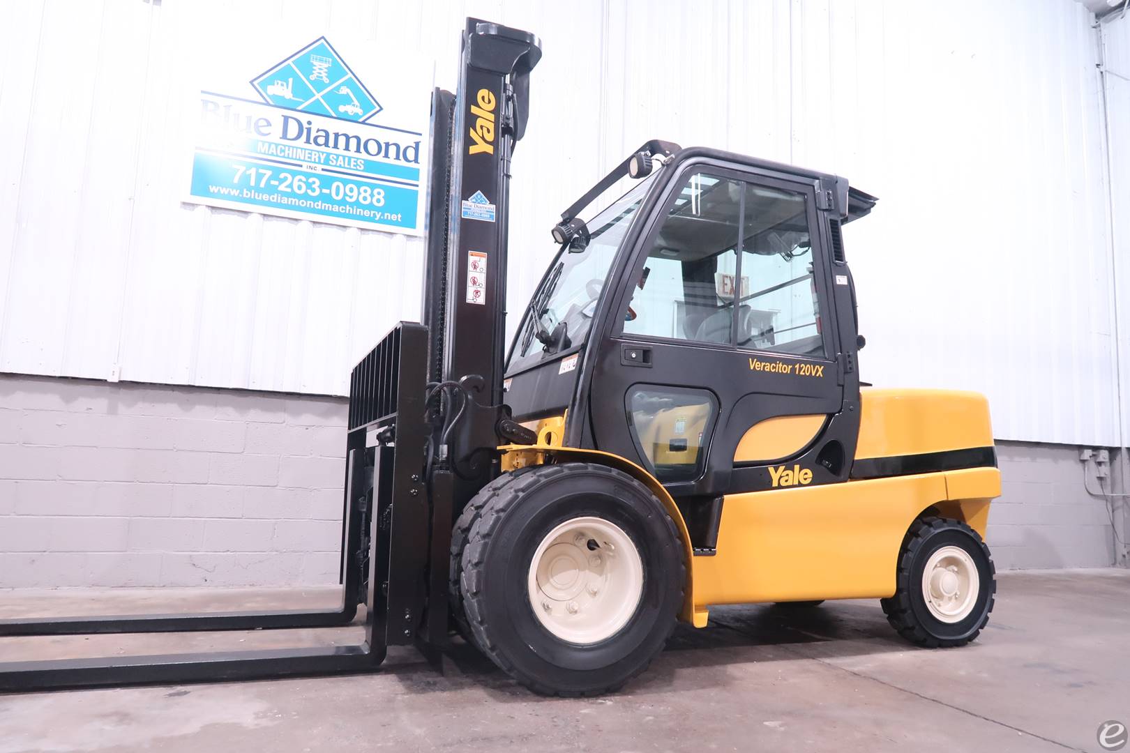 2012 Yale GDP120VX