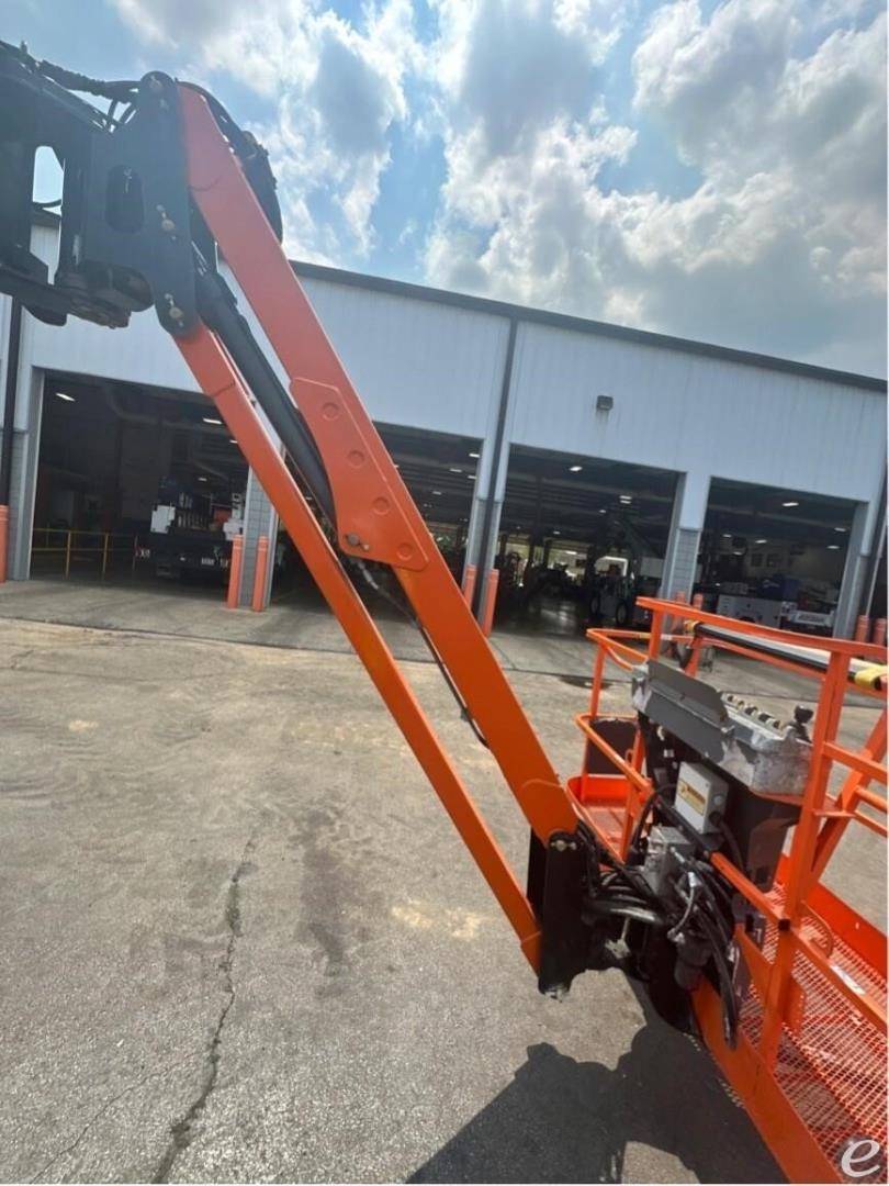 2015 JLG 1250AJP