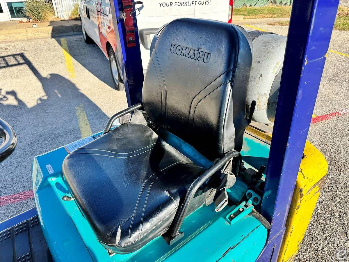 2002 Komatsu FG15ST-16