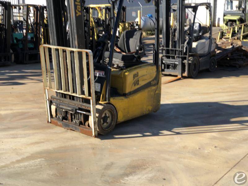2016 Yale ERP035VT