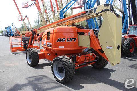 2017 JLG 600AJ