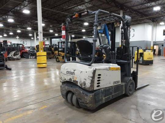 2016 Crown SC5245-40 Electric Forklift - 123Forklift