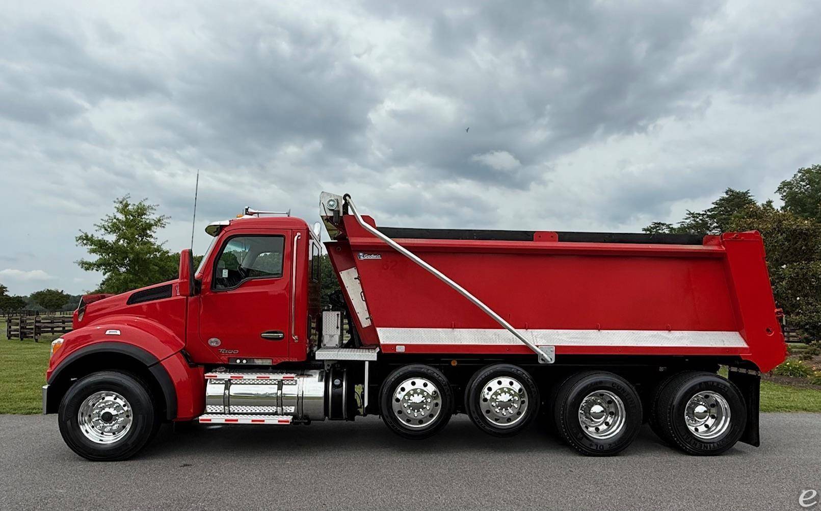 2022 Kenworth T880S