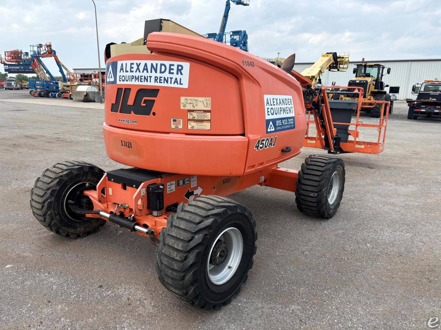 2017 JLG 450AJ