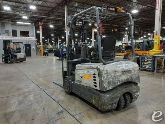 2016 Crown SC5245-40 Electric Forklift - 123Forklift