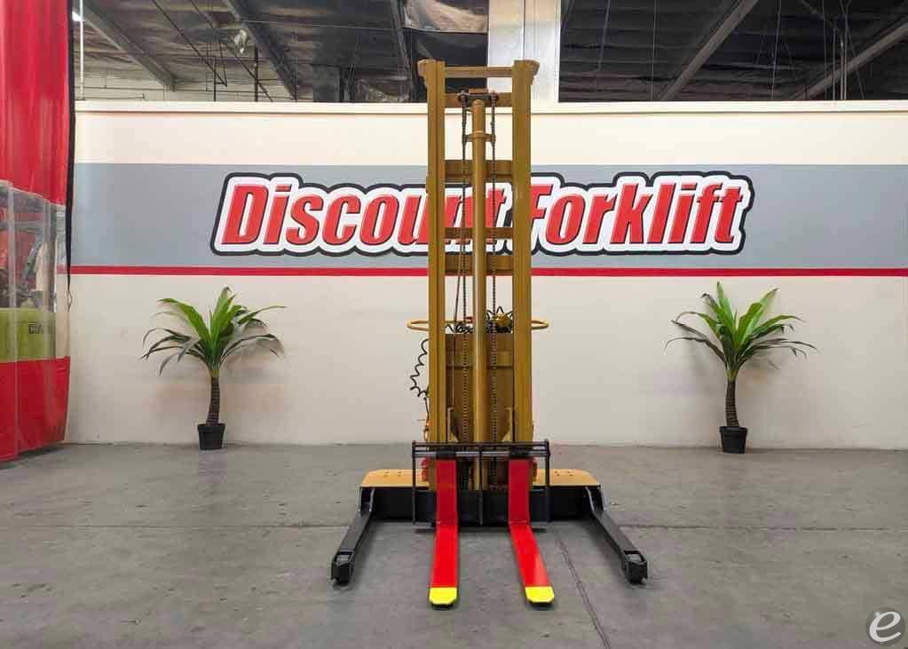  Rol-Lift 7520 Electric Forklift - 123Forklift