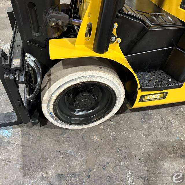 2023 Yale GLC050LX