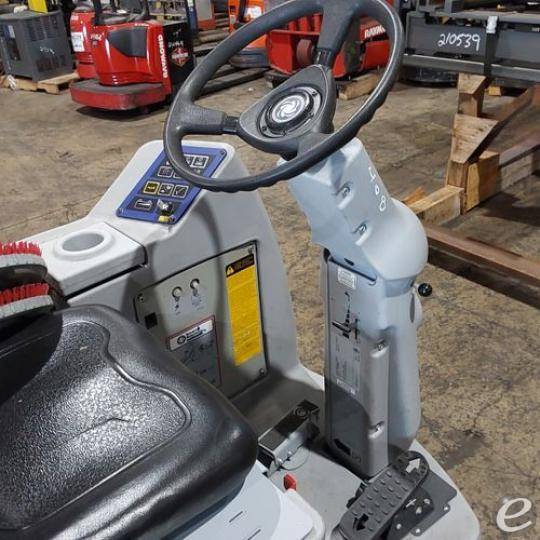 2021 Advance ADGRESSOR 3520D