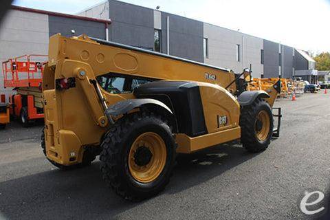 2022 Cat TL642