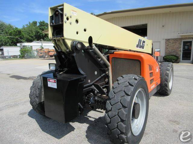 2015 JLG G9-43A