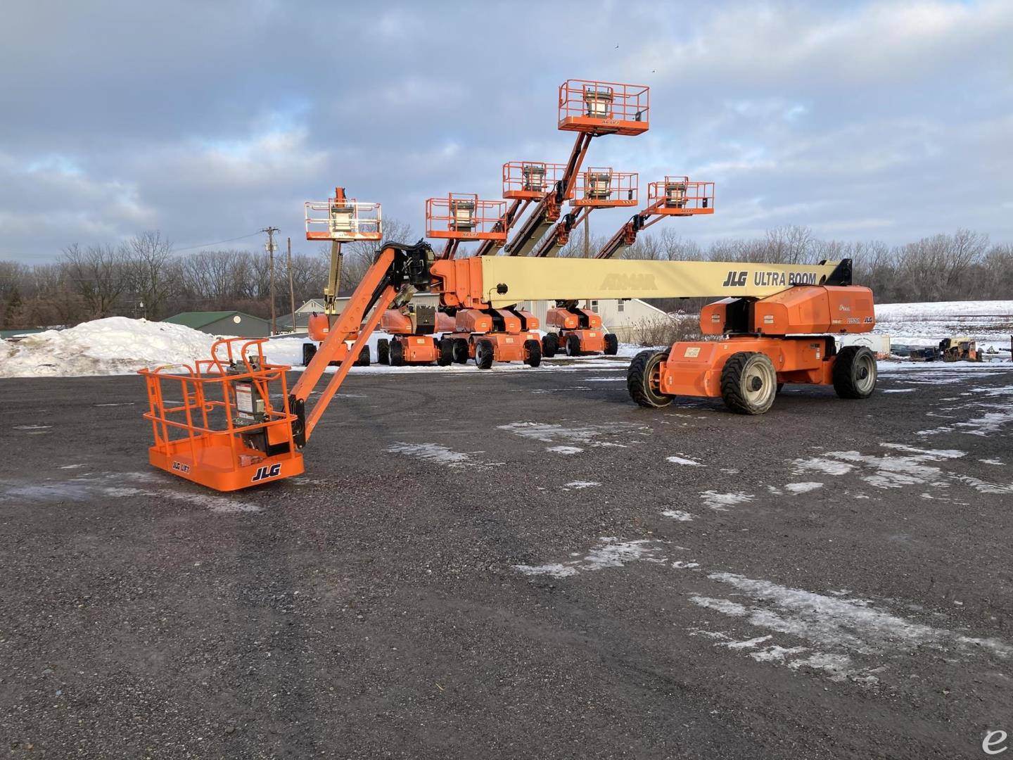 2011 JLG 1350SJP