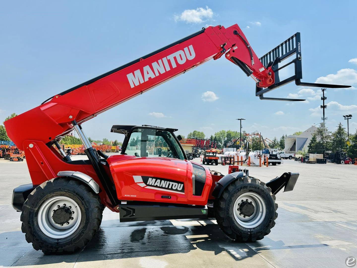 2025 Manitou MTA1055