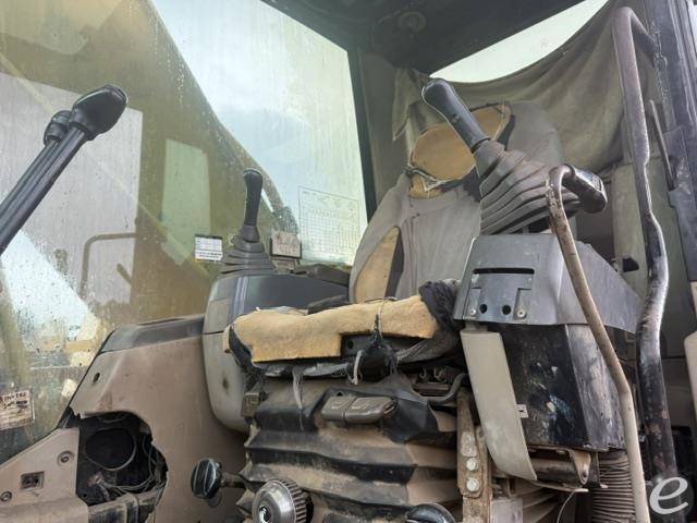 2005 Cat 330CL