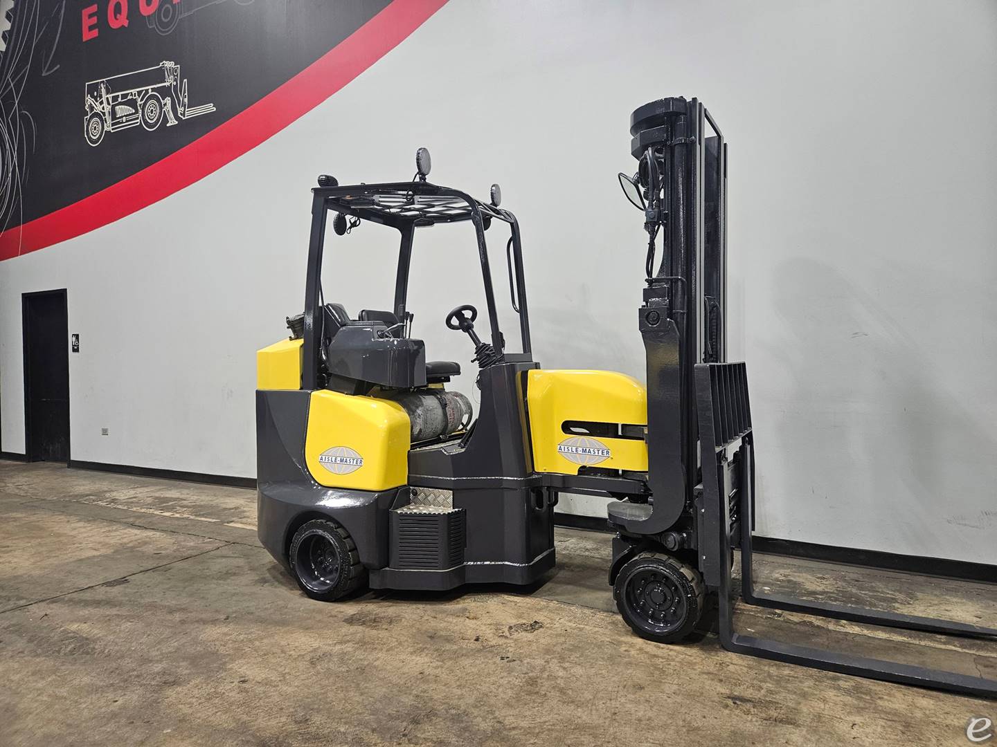 2018 Aisle-Master 44S