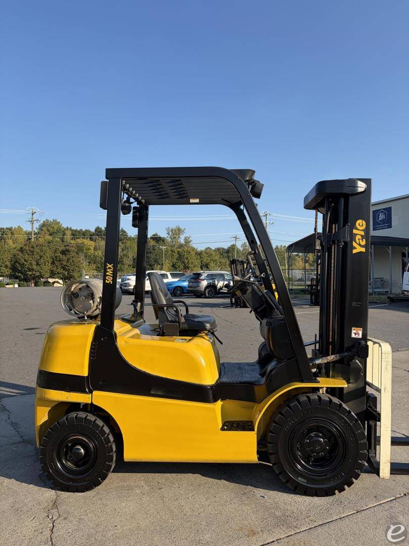 2019 Yale GLP050MX