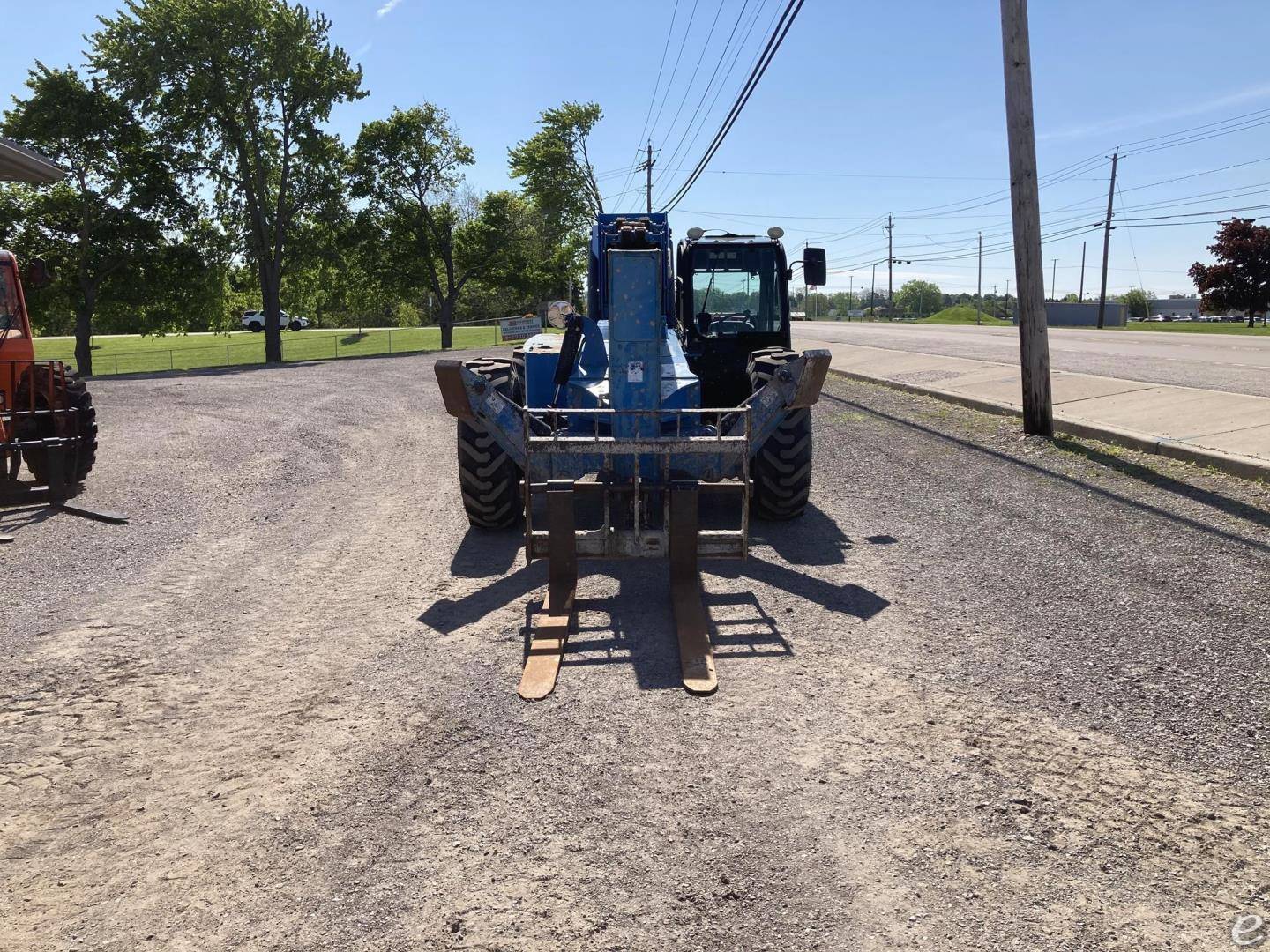 2014 Genie GTH1056