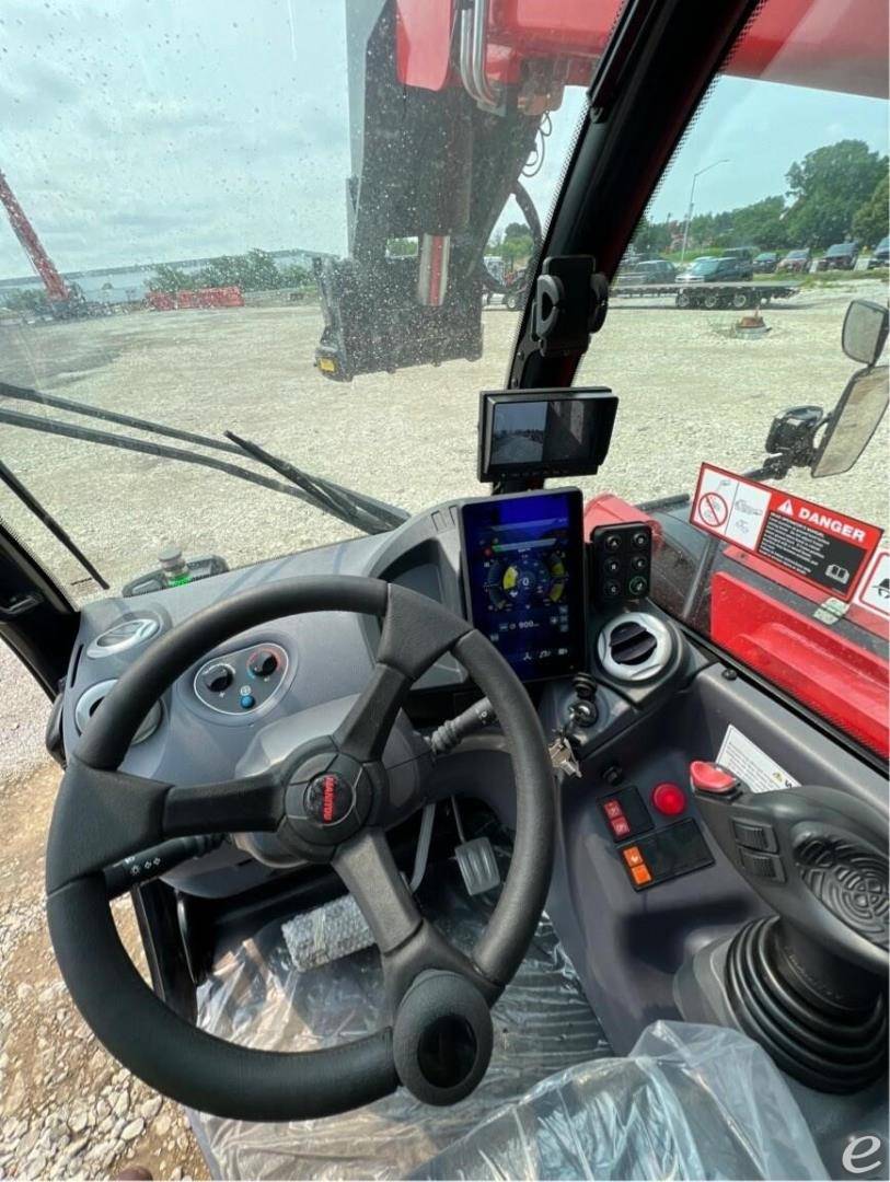 2026 Manitou MHT10135