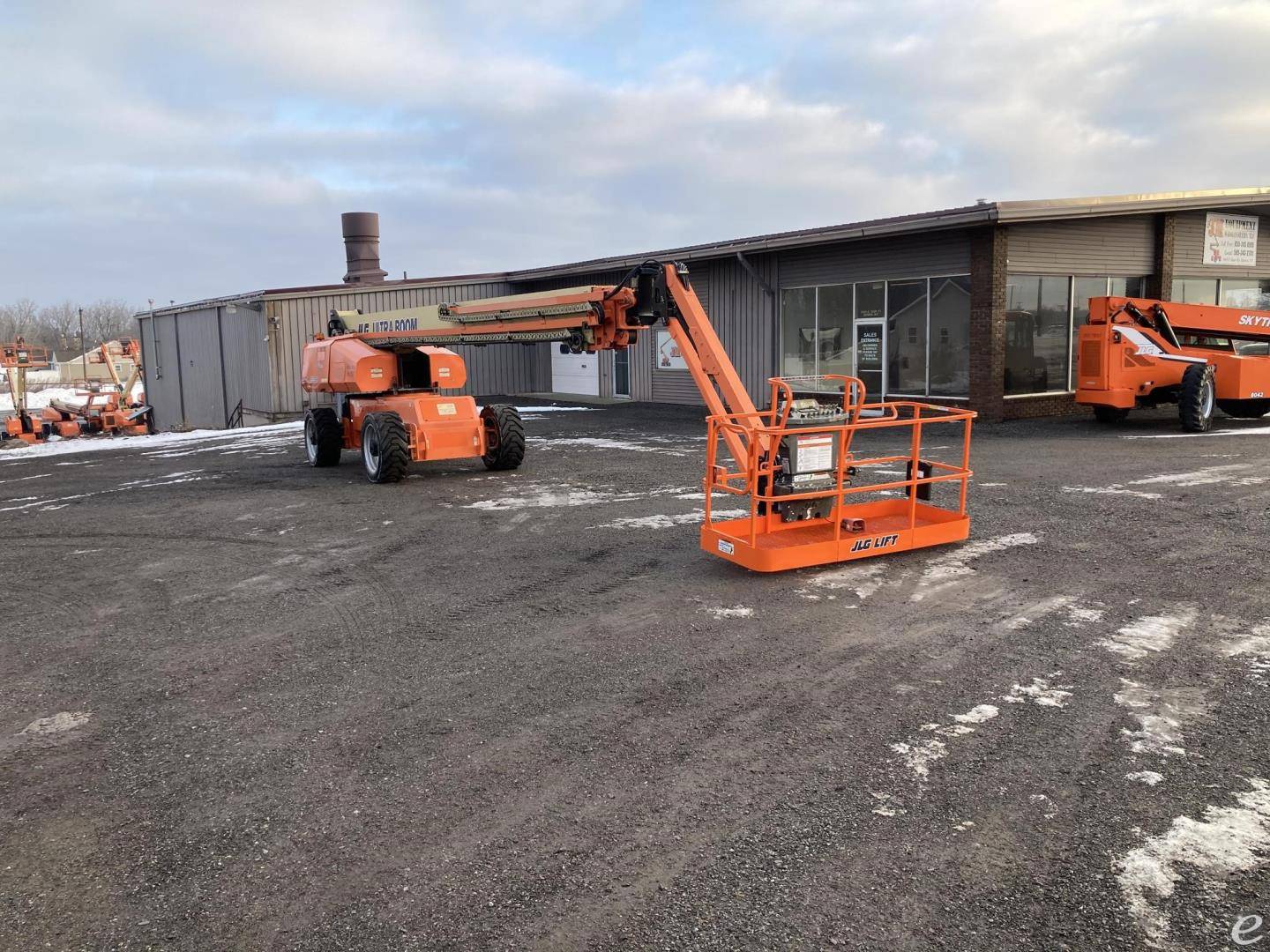 2011 JLG 1350SJP