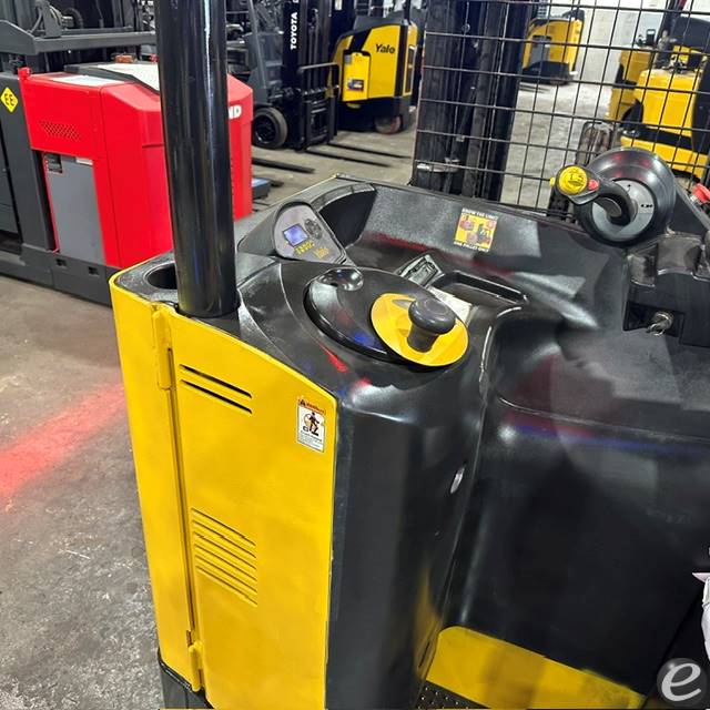 2021 Yale NR045EB