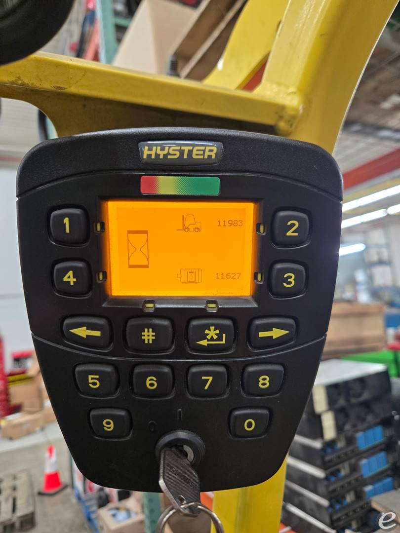 2017 Hyster J35XNT