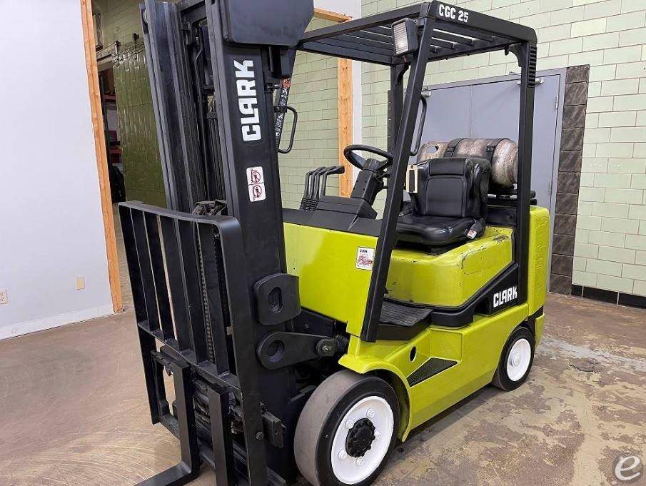 1996 Clark CGC25 LP Gas Forklift - 123Forklift