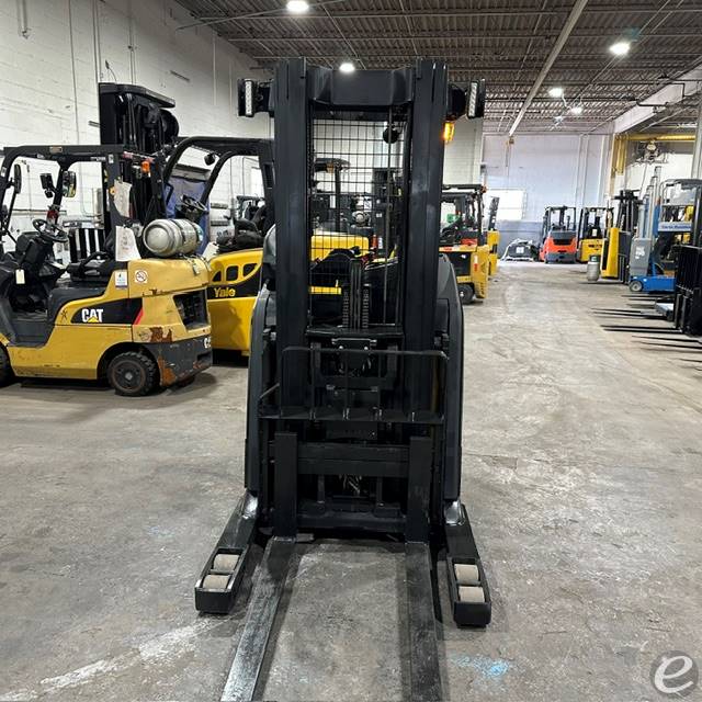 2022 Yale NR035DC