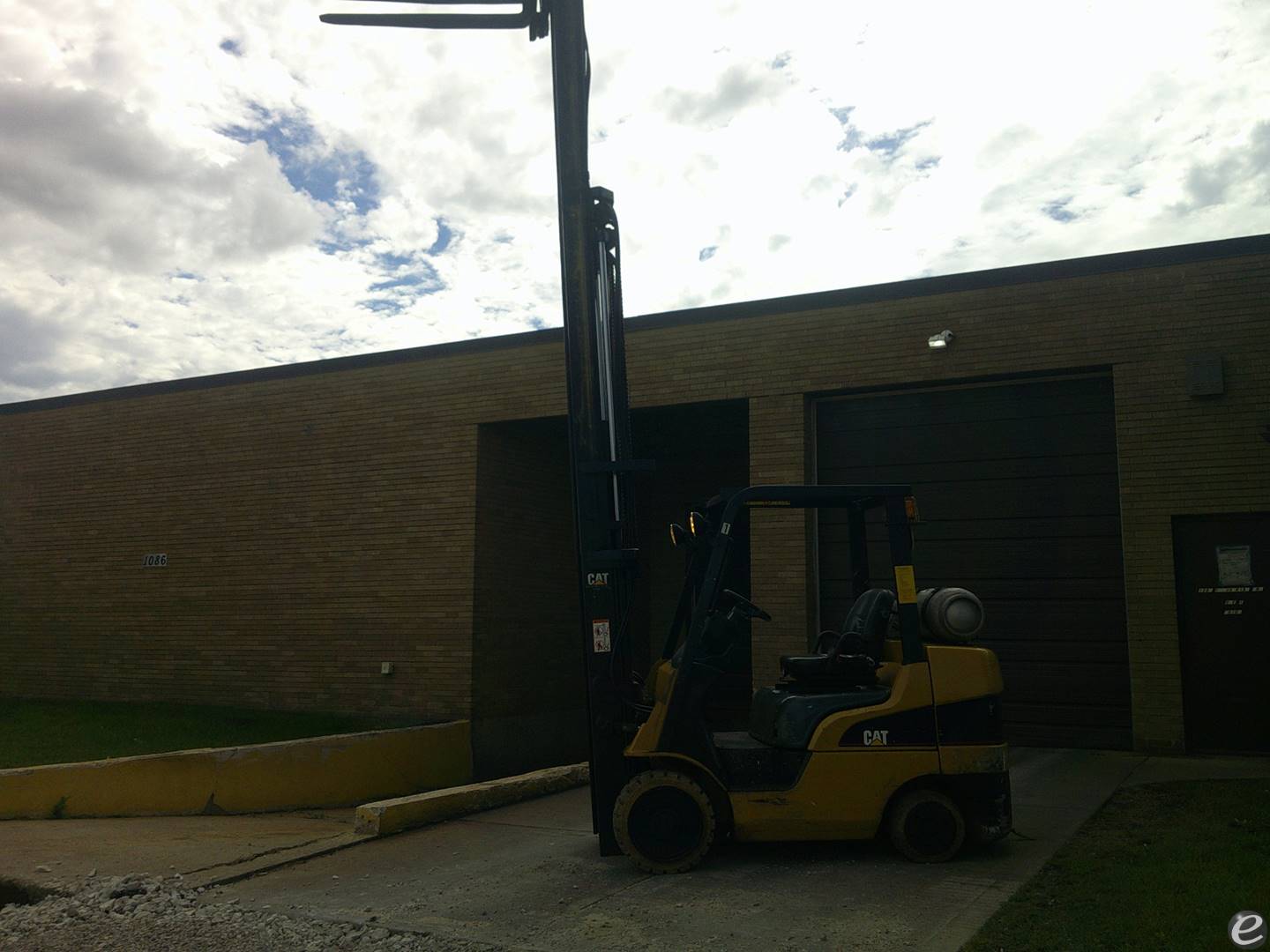 2006 Cat C6000