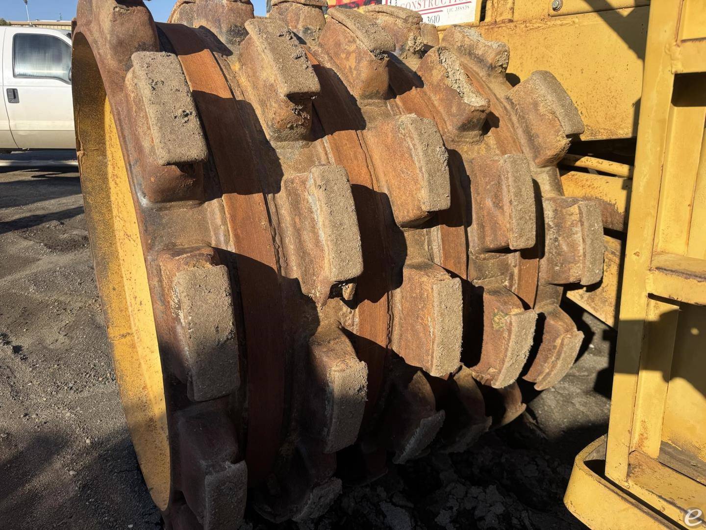 1970 Cat 825B