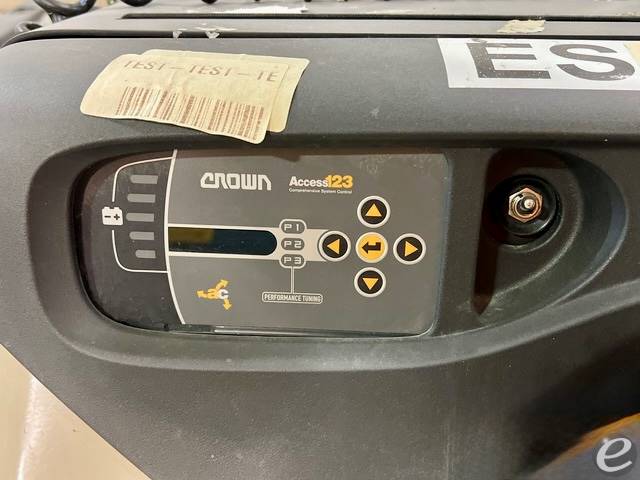 2021 Crown ES4000-35