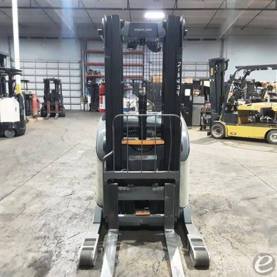 2019 Crown RR5725-45