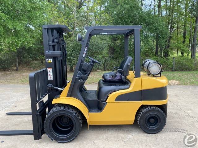 2004 Cat P6000