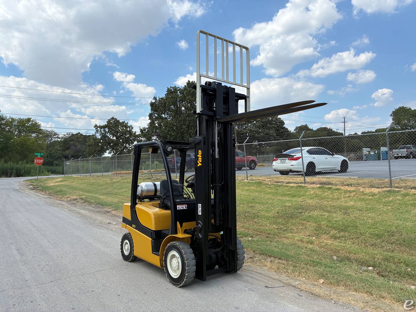 2015 Yale GLP050VXNDAE086