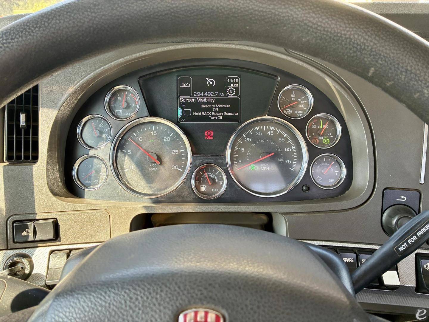 2017 Kenworth T880