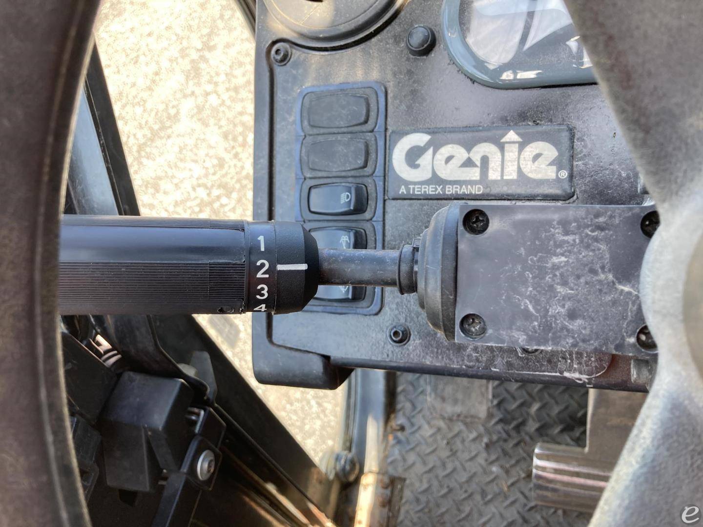 2014 Genie GTH1056