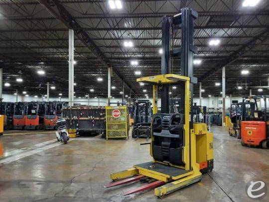 2017 Hyster R30XMA3 Electric Order Picker - 123Forklift