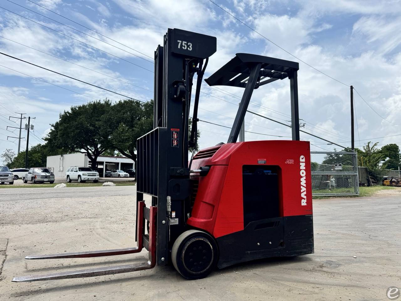 2017 Raymond 425-C35QM