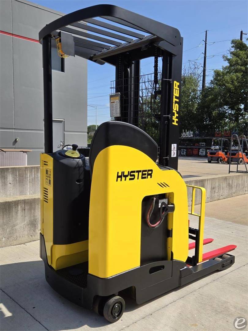 2017 Hyster N30ZDRS2 Electric Forklift - 123Forklift