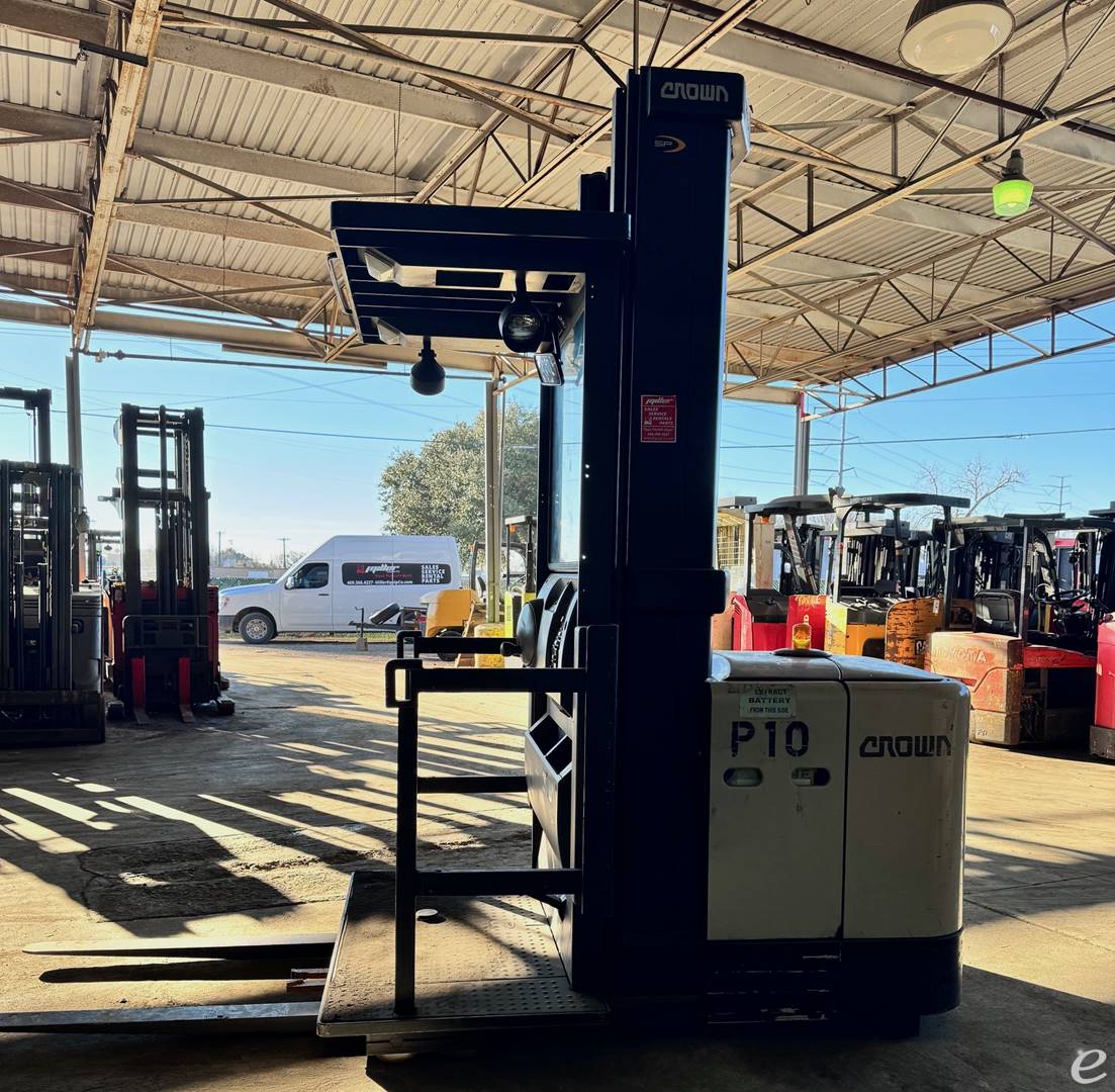 2008 Crown SP3510-30 Electric Order Picker - 123Forklift
