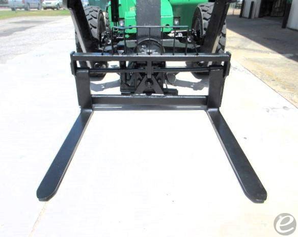 2017 Skytrak 10054