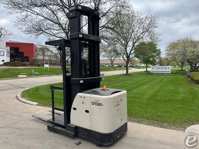 2021 Crown SP3520-30