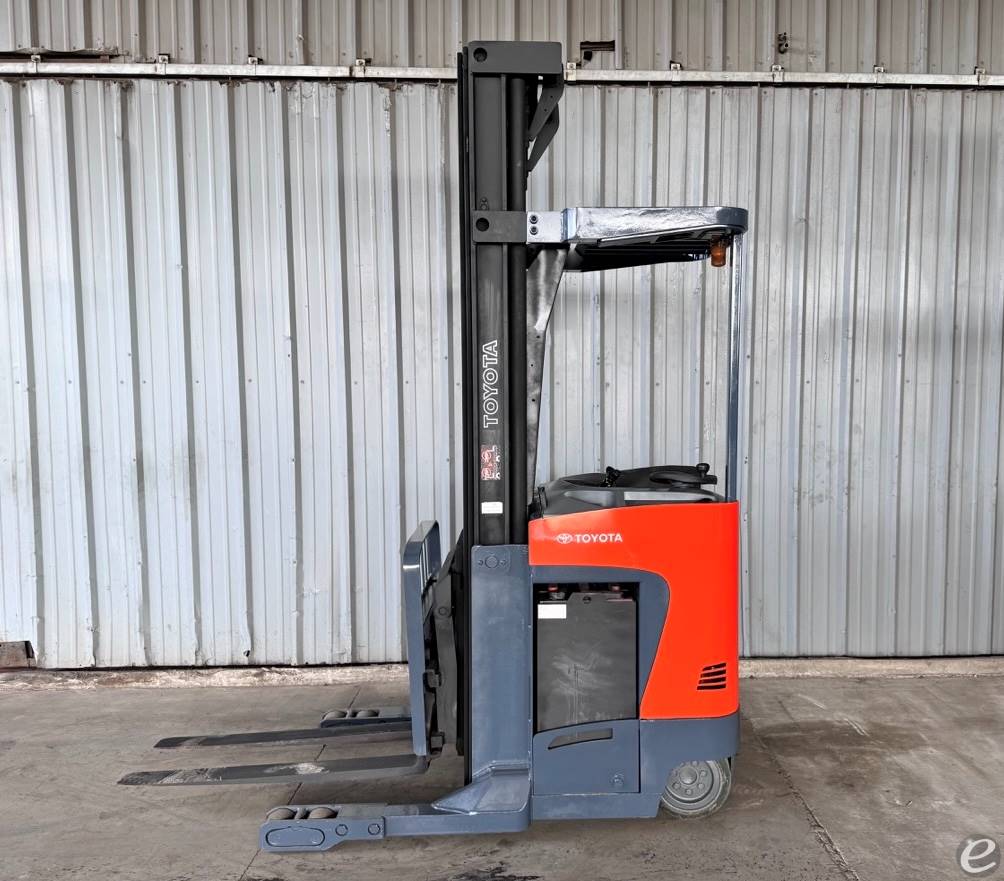 2012 Toyota 8BRU18 Electric Reach Truck - 123Forklift