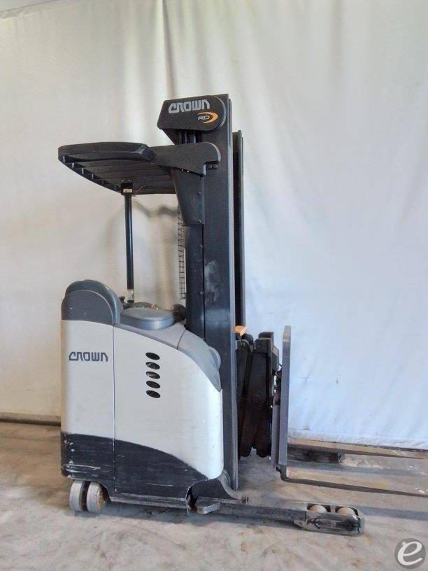 2014 Crown RD5725-32