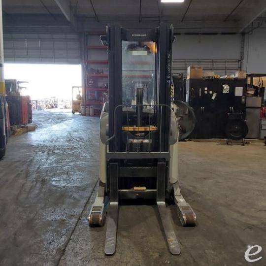 2016 Crown RR5725-45