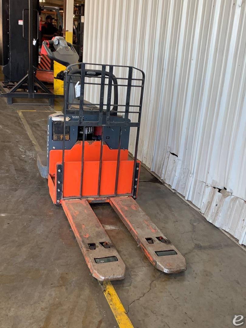 2017 Toyota 8HBE30 Electric Forklift - 123Forklift