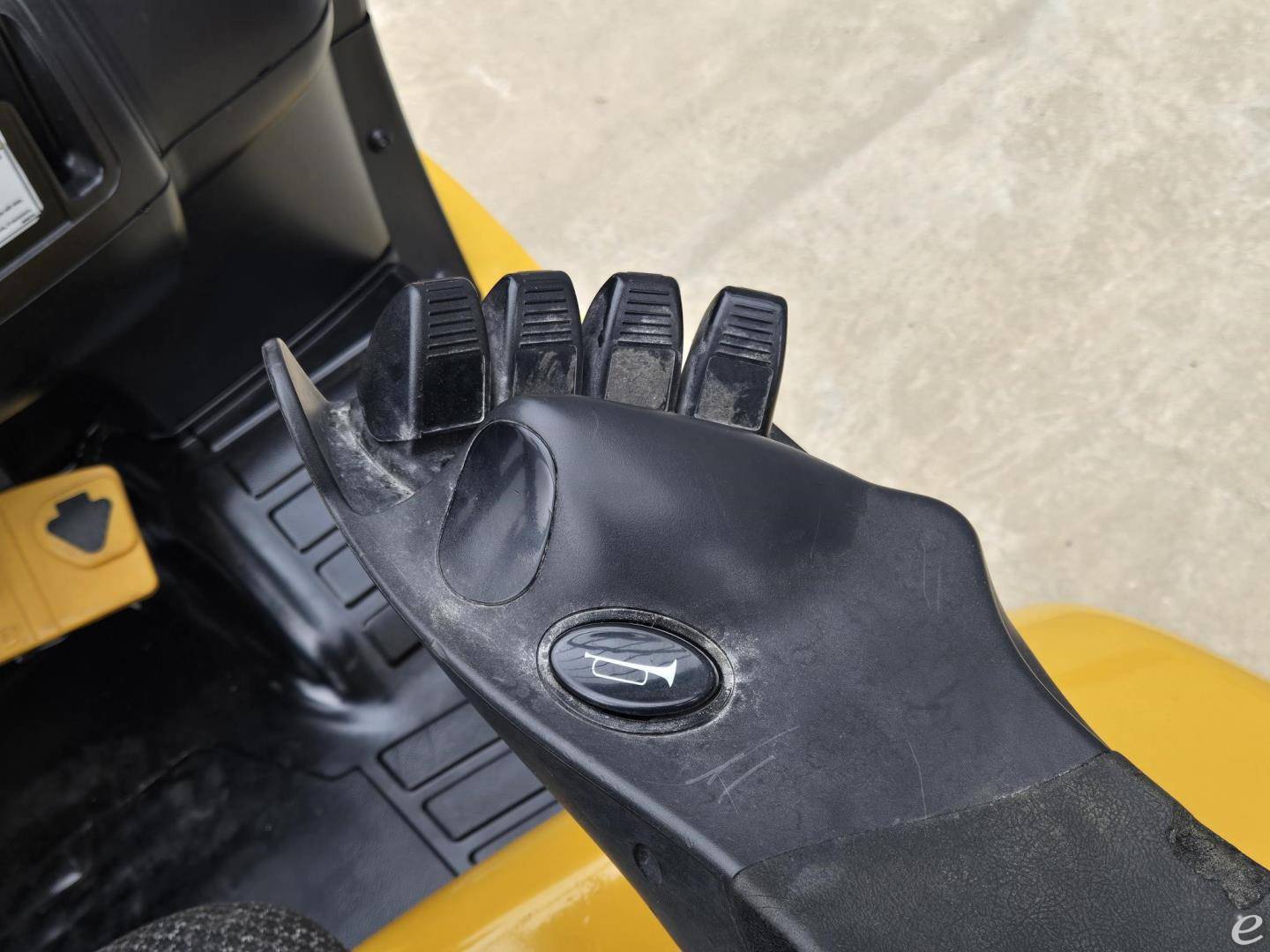 2021 Yale GLP120VX