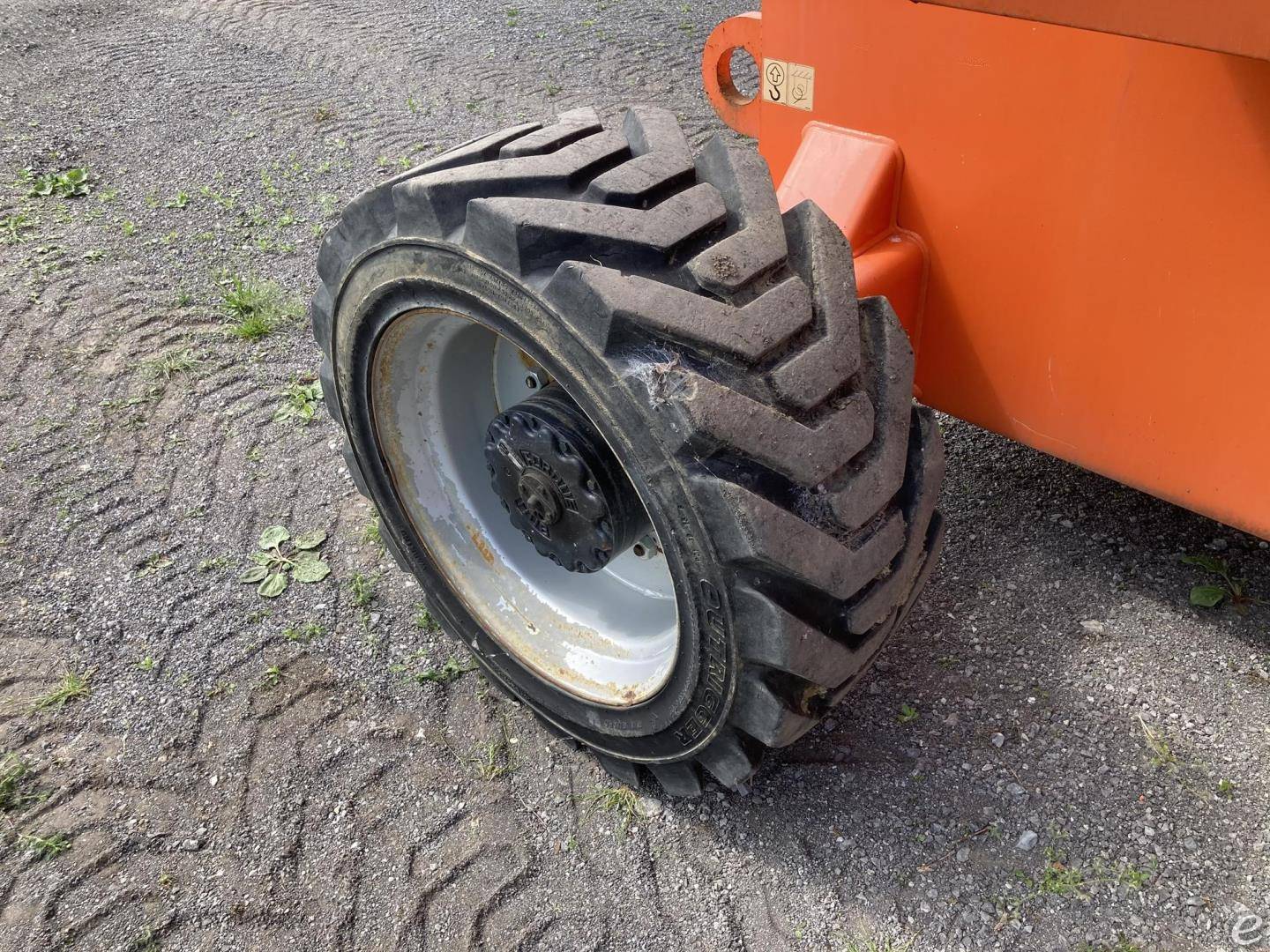 2015 JLG 660SJ
