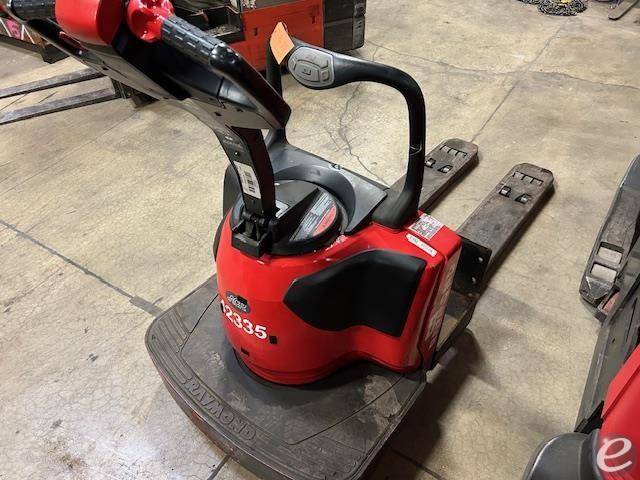 2015 Raymond 8410 Electric Forklift - 123Forklift