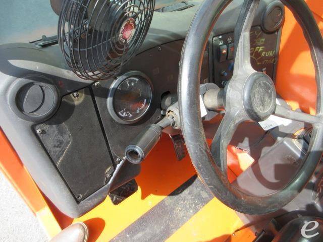 2017 JLG G15-44A