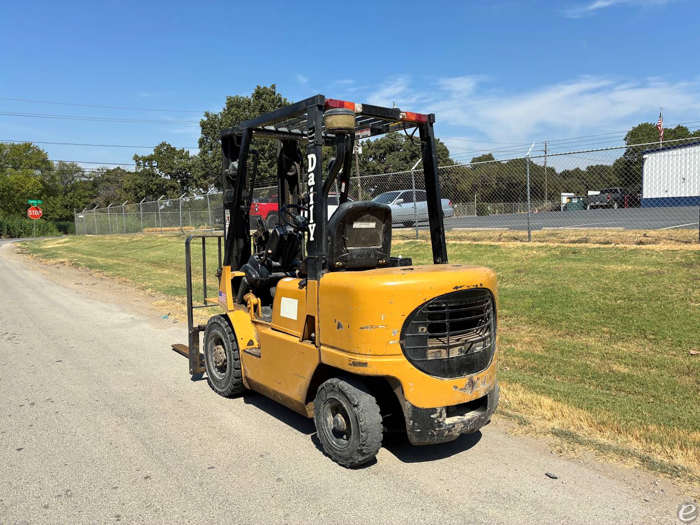 2001 Cat DP25K