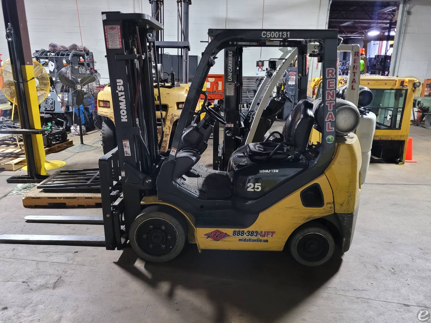 2015 Komatsu FG25ST-16 LP Gas Forkl...